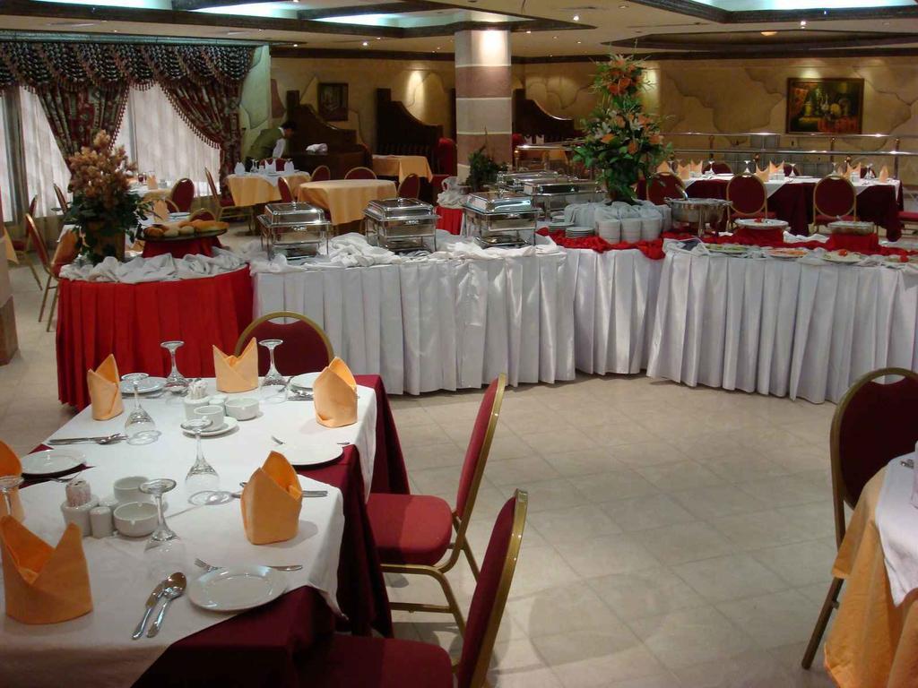 Hotel Di-Palace Riyadh Ngoại thất bức ảnh