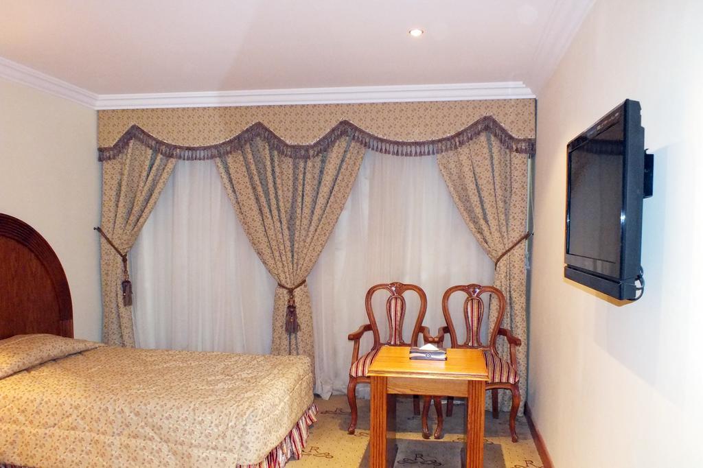 Hotel Di-Palace Riyadh Ngoại thất bức ảnh