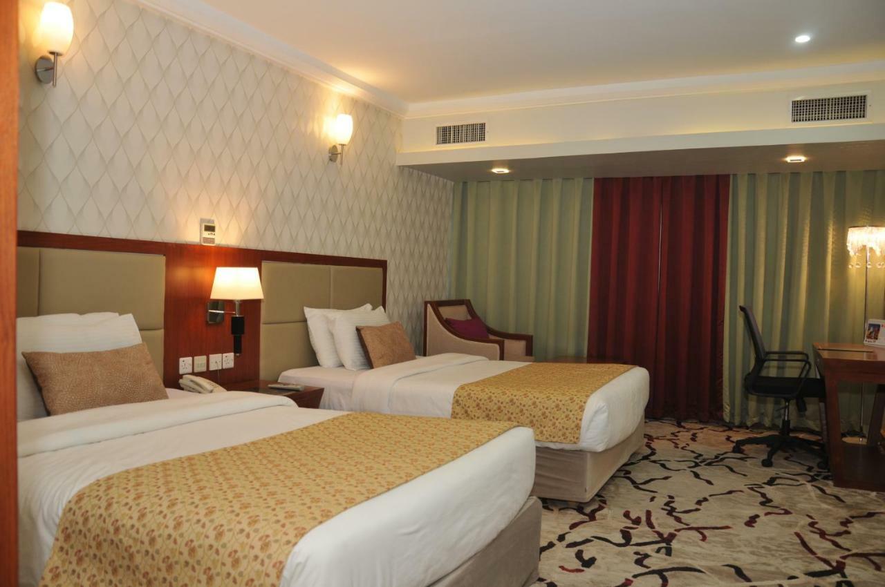 Hotel Di-Palace Riyadh Ngoại thất bức ảnh
