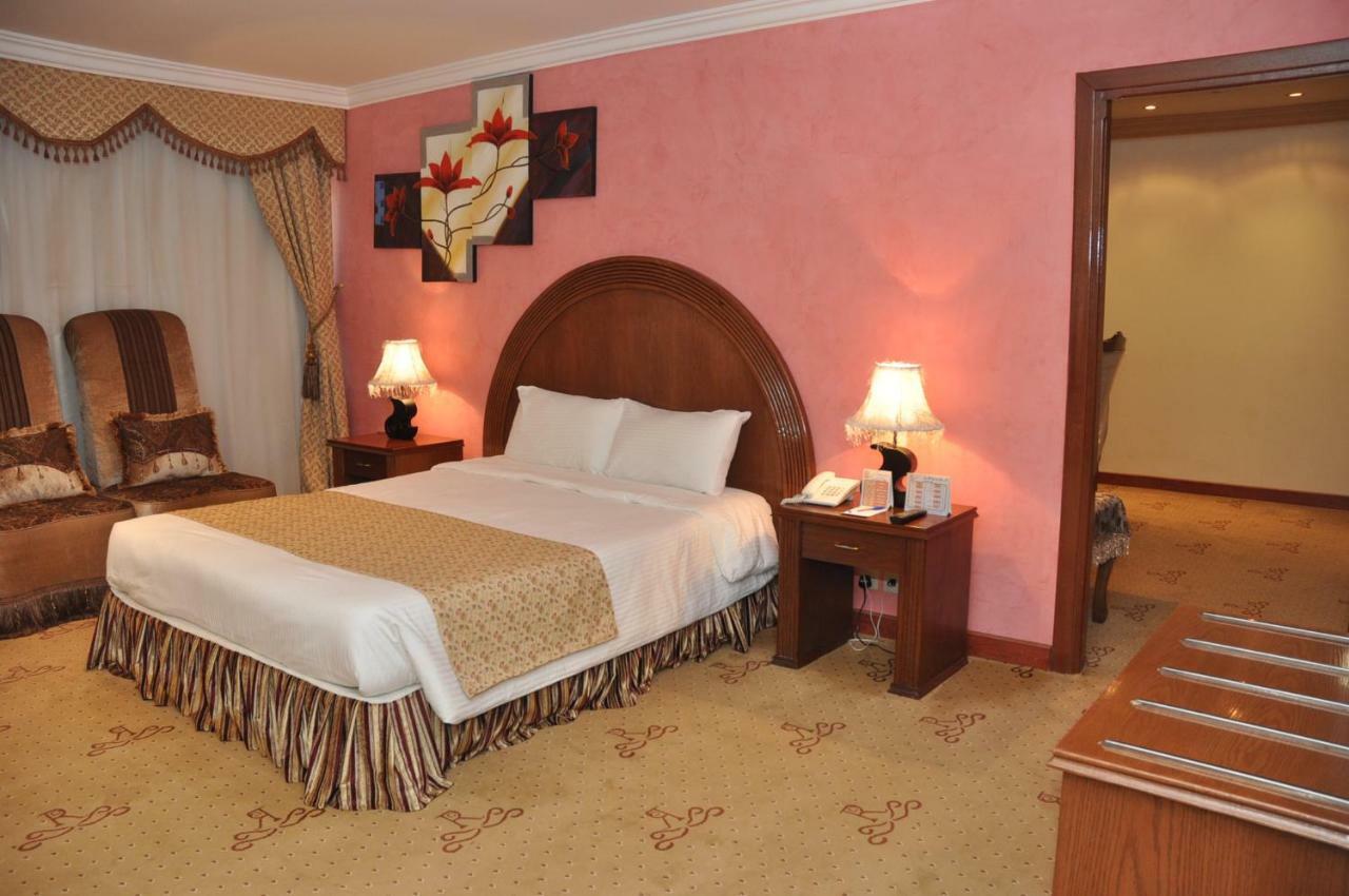 Hotel Di-Palace Riyadh Ngoại thất bức ảnh