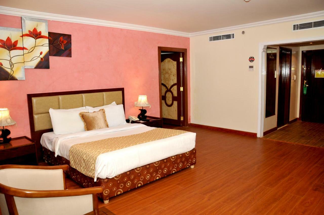 Hotel Di-Palace Riyadh Ngoại thất bức ảnh